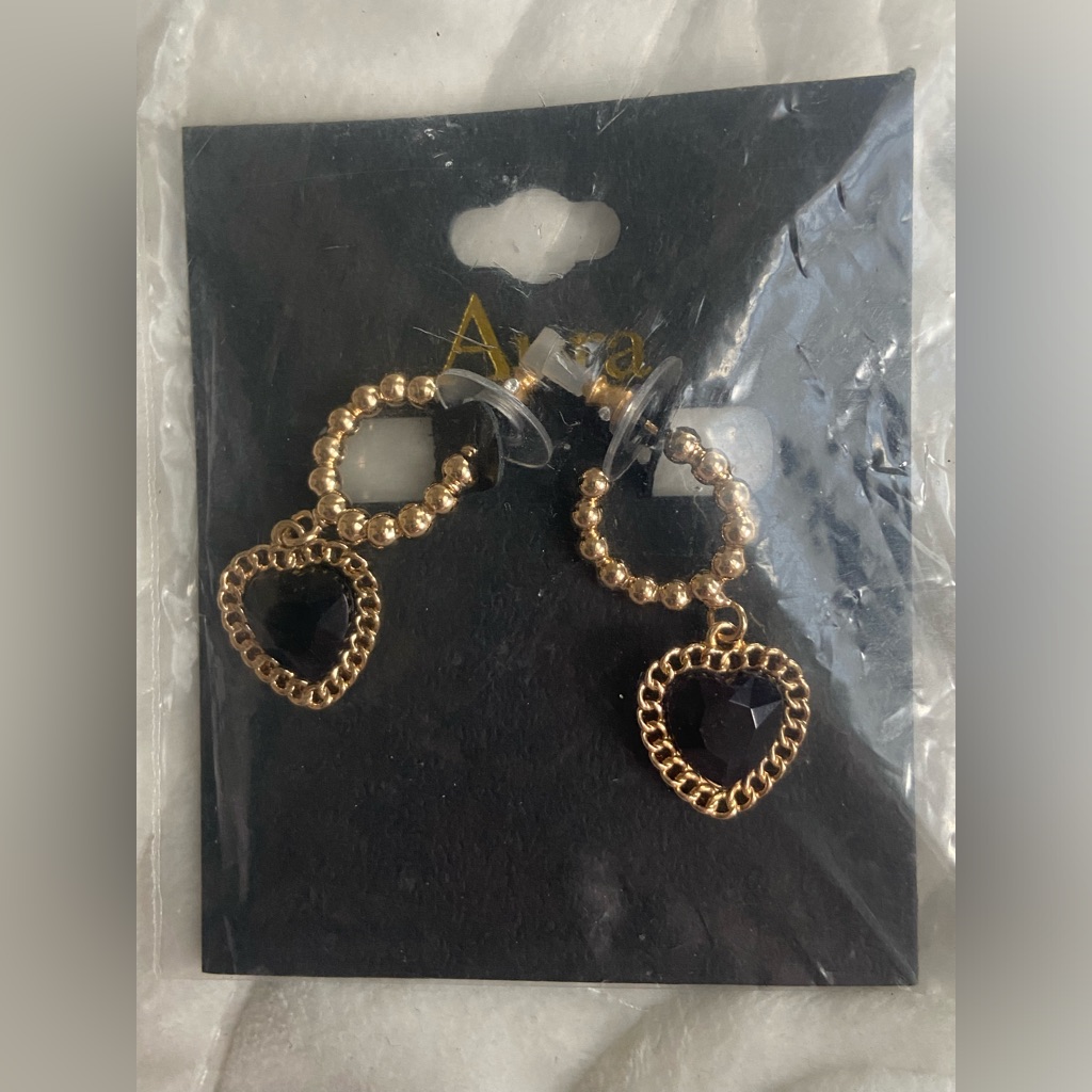 Black Heart Aura Earrings